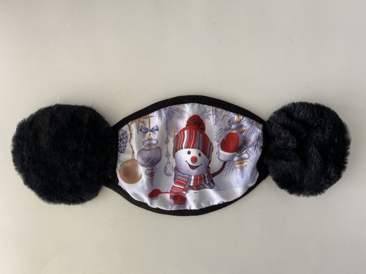 Świąteczna maseczka ochronna z nausznikami i wzorem dla dzieci - bałwan I