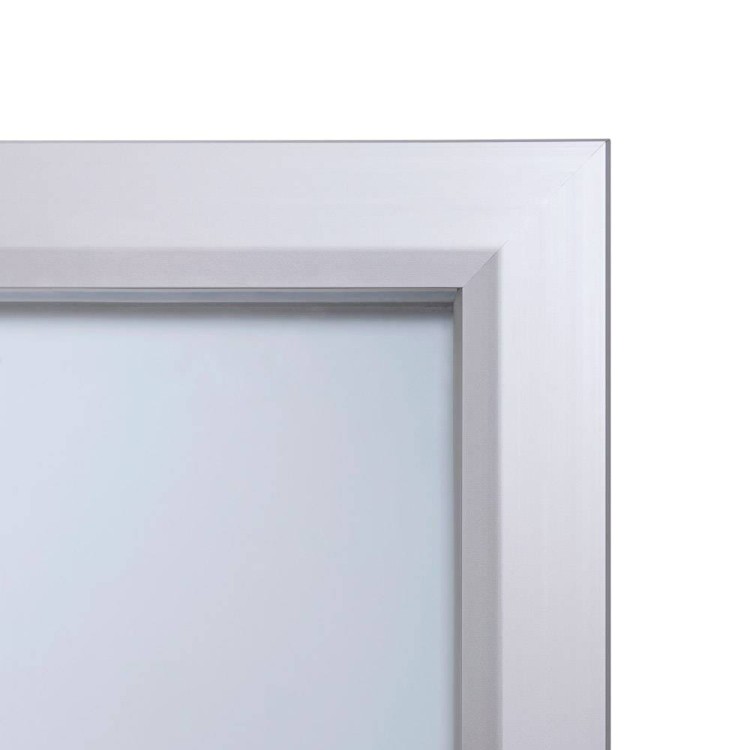 Gablota magnetyczna SLM 15xA4 108x91 cm z certyfikatem trudnopalności B1 zamykana na kluczyk do użytku zewnętrznego gablota zewnętrzna gablota ogłoszeniowa gablota informacyjna tablica ogłoszeń tablica informacyjna ogniotrwała srebrny