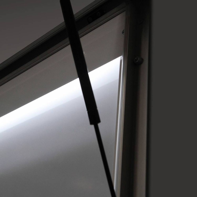 Zewnętrzna gablota magnetyczna ILLUMO 27xA4 212x116 cm z podświetleniem LED zamykana na kluczyk do użytku zewnętrznego gablota zewnętrzna gablota ogłoszeniowa gablota informacyjna tablica ogłoszeń tablica informacyjna