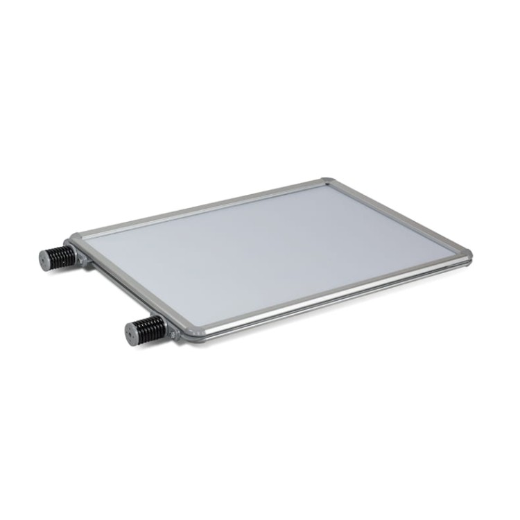 Potykacz reklamowy A0 OWZ Water Base - srebrny potykacz reklamowy z zatrzaskową ramą OWZ i podstawą napełnianą wodą