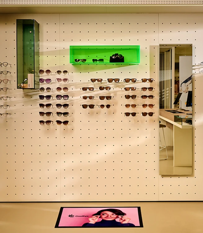 Mata podłogowa Promo Star - promocyjny dywanik wykładzina z logo do zastosowań wewnętrznych