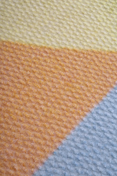 Mata podłogowa Universal Brush Guard - wycieraczka dywanik wykładzina z logo do zastosowań wewnętrznych i zewnętrznych - szczegół