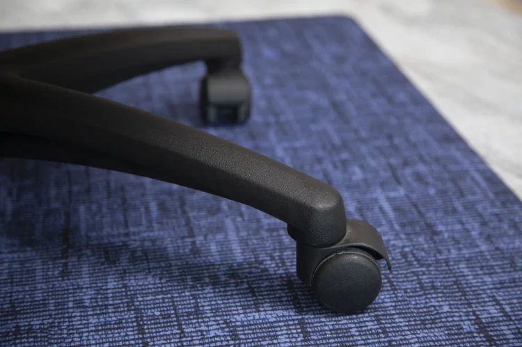 Mata podłogowa ochronna Office Floor Guard - mata ochraniacz podłogowy z logo pod krzesło