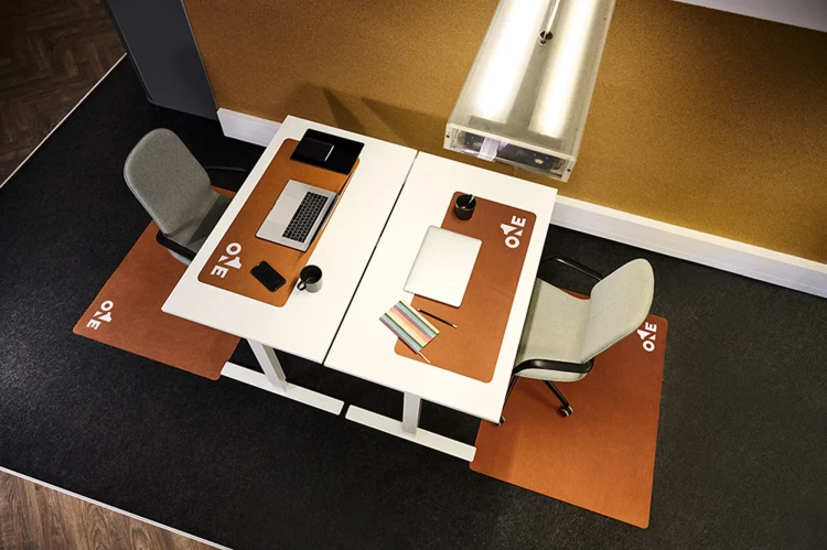 Mata podłogowa ochronna Office Floor Guard - mata ochraniacz podłogowy z logo pod krzesło