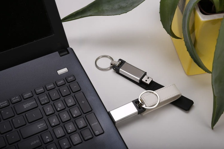 Pamięć USB BUDVA 32 GB 3.0 biały