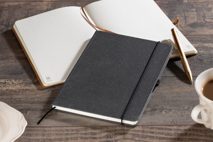 Notes z recyklingowanego PU, GLITZO A5 czarny