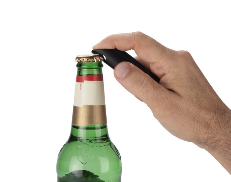 Latarka z brelokiem i otwieraczem LATARO czarny z logo