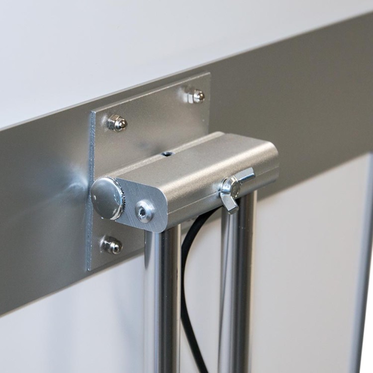 Stojak informacyjny regulowany z podświetlaną ramką OWZ w formacie A2 (420x297 mm) - srebrny