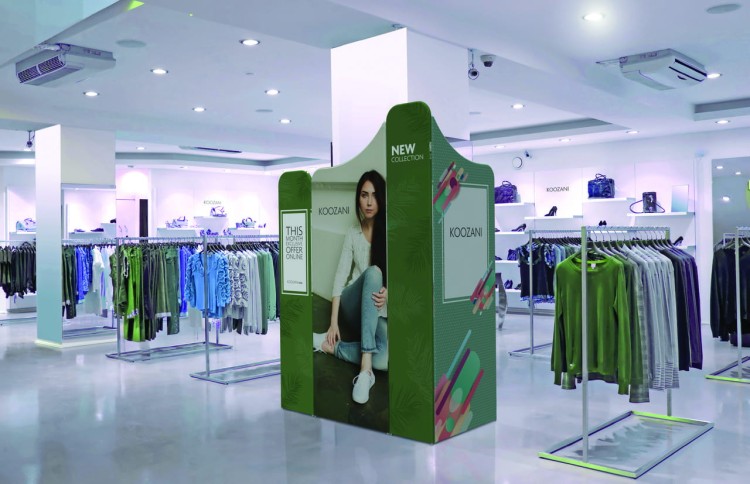 An example of Magneto stand at the fair