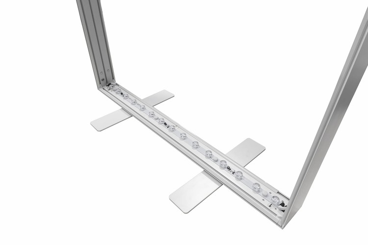 Stabilizing feet and LEDs of the illuminated stand