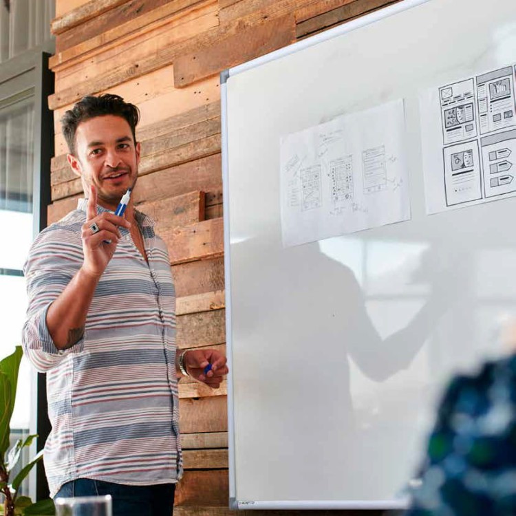 SCRITTO® Economy Magnetic Dry-Wipe Board 90 x 60 cm  White Magnetic Dry-Wipe Board for School or Office for Writing with a Marker Pen or a Felt-tip Pen