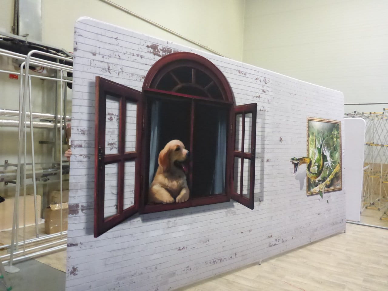 Advertising wall purchased on Retio.pl with printed visual